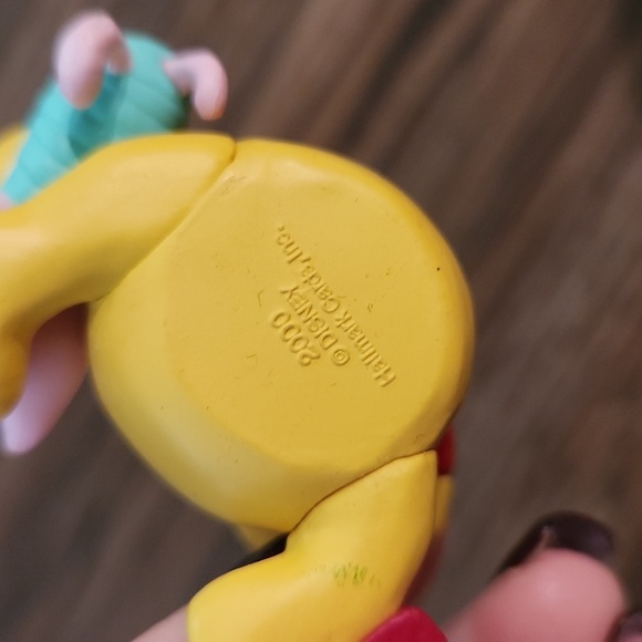 Pooh Bear Keepsake ornament - Picture 4 of 5